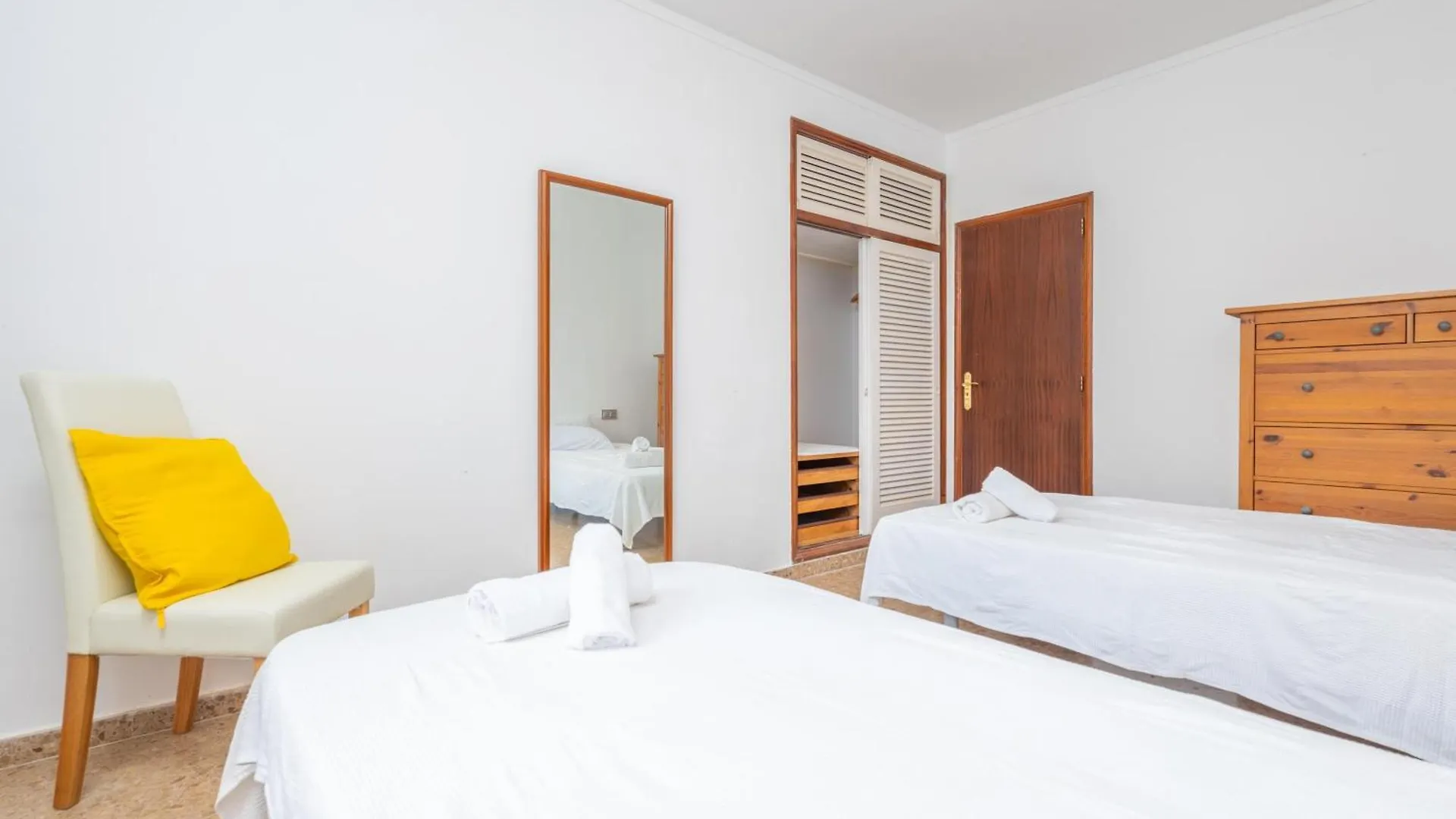 Chalet Can Quiros - Beautiful House With Free Wifi Just A Few Steps From The Coast Of Can Picafort Can Picafort