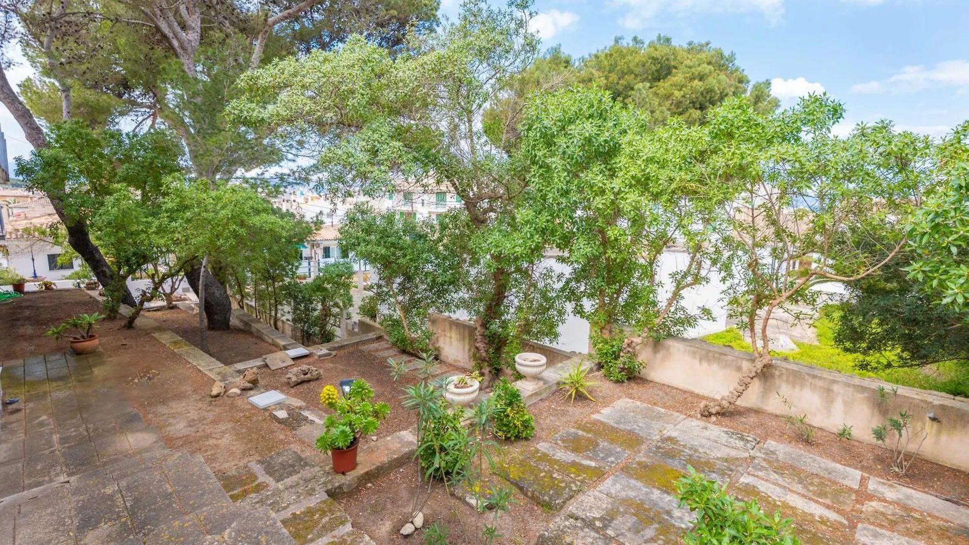 Can Quiros - Beautiful House With Free Wifi Just A Few Steps From The Coast Of Can Picafort Can Picafort  0*, Can Picafort (Mallorca)